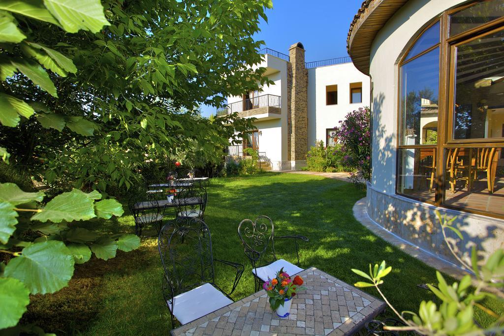 Efes Butik Otel Kirazli (Aegean) Buitenkant foto